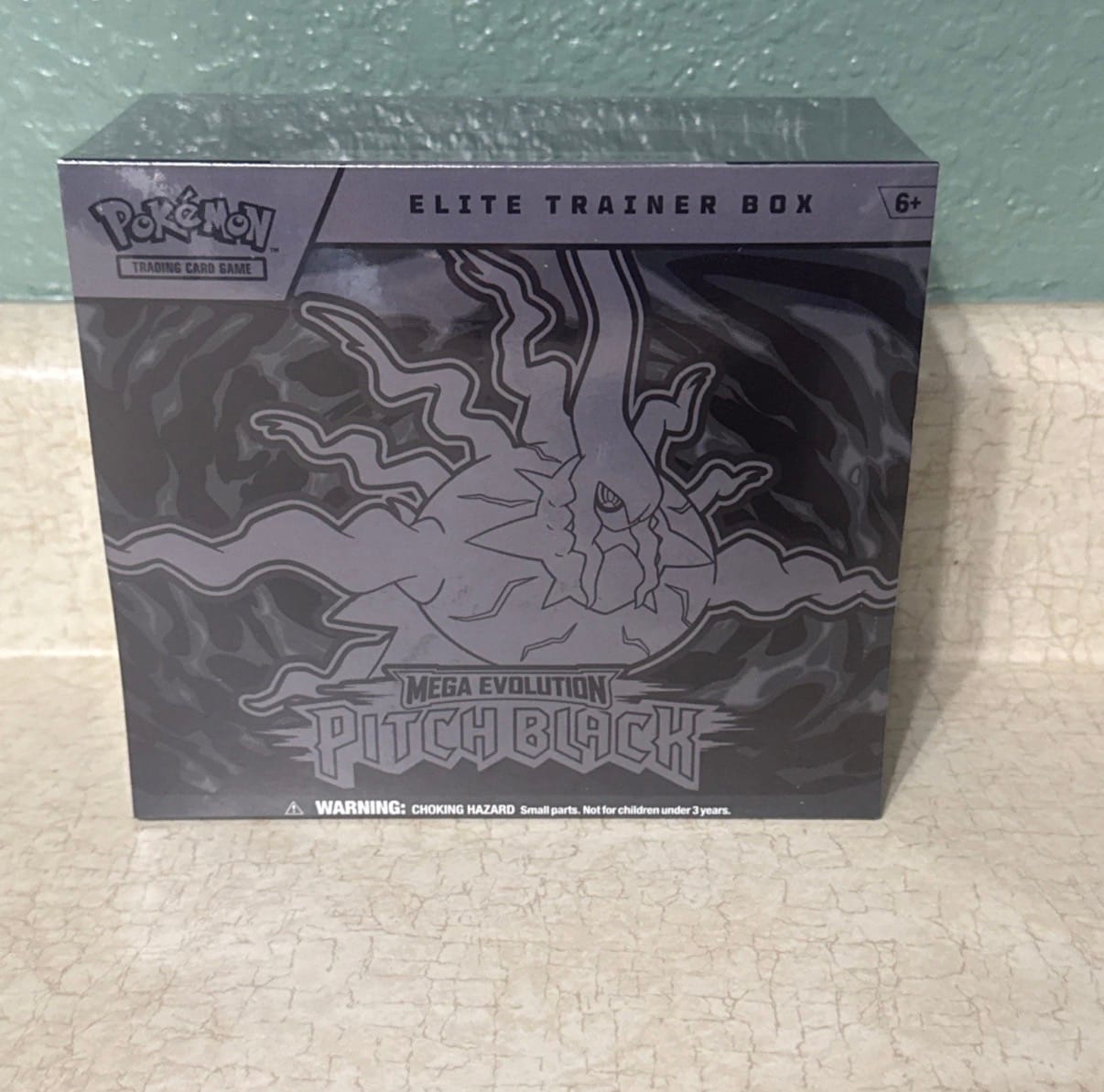 Customer photo review of Pitch Black Elite Trainer Box