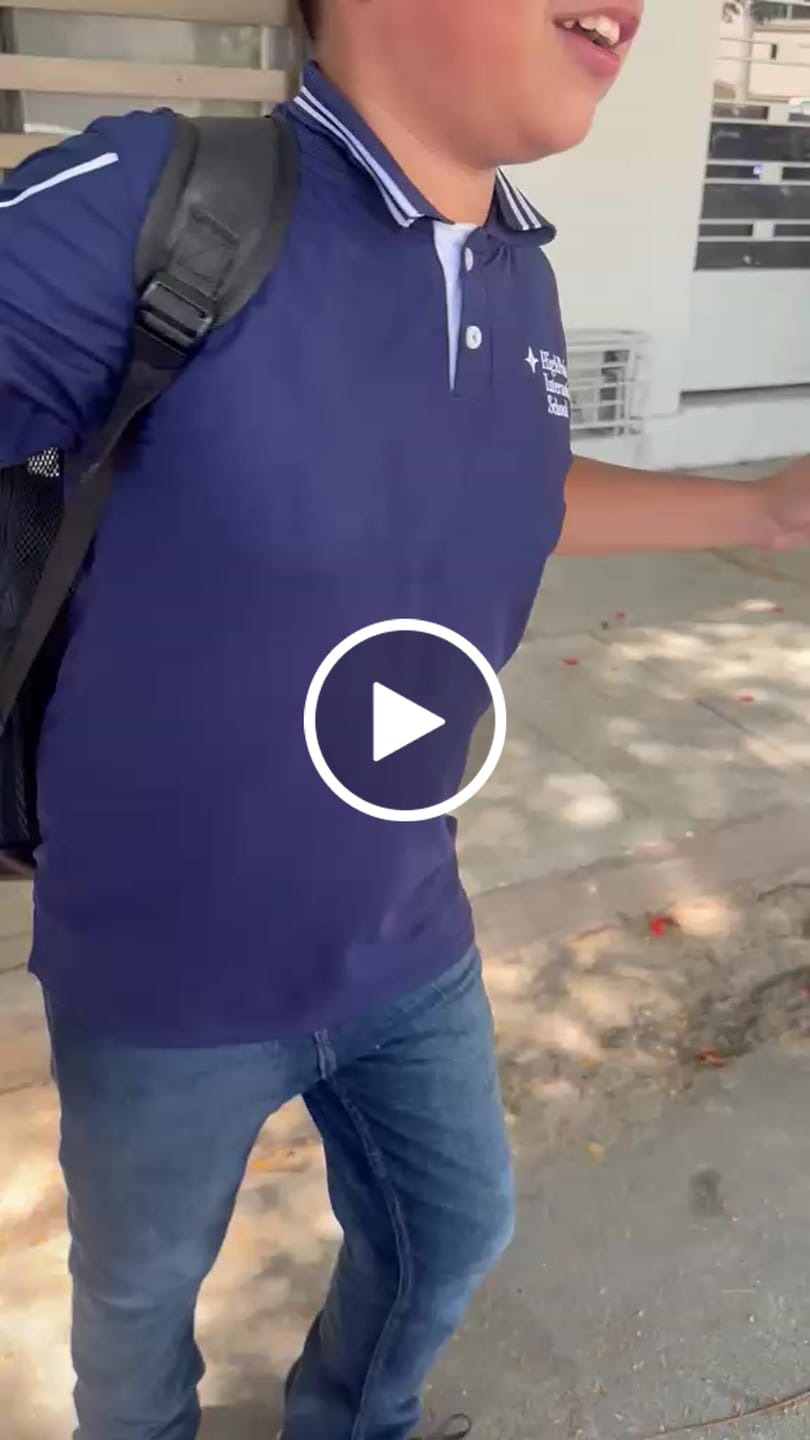 Customer video review of Playera Polo Uniforme HPIS Azul Marino, Unisex