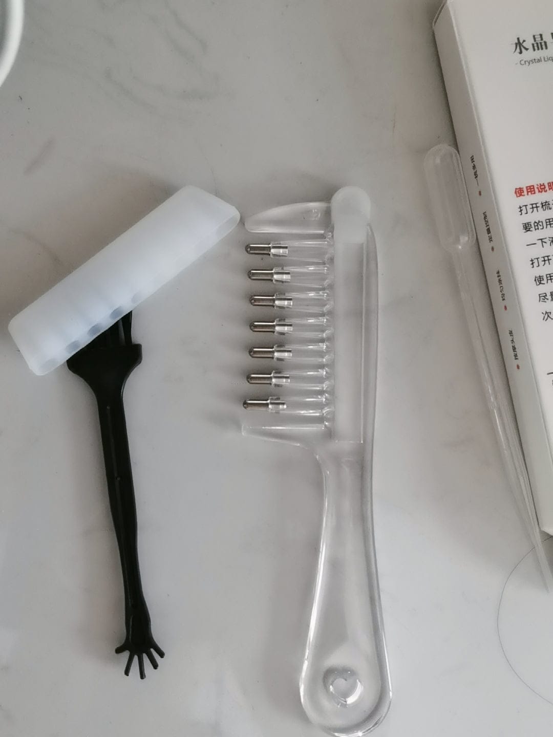 Customer photo review of Rootiva™ Saç Kökü Serum Tarağı