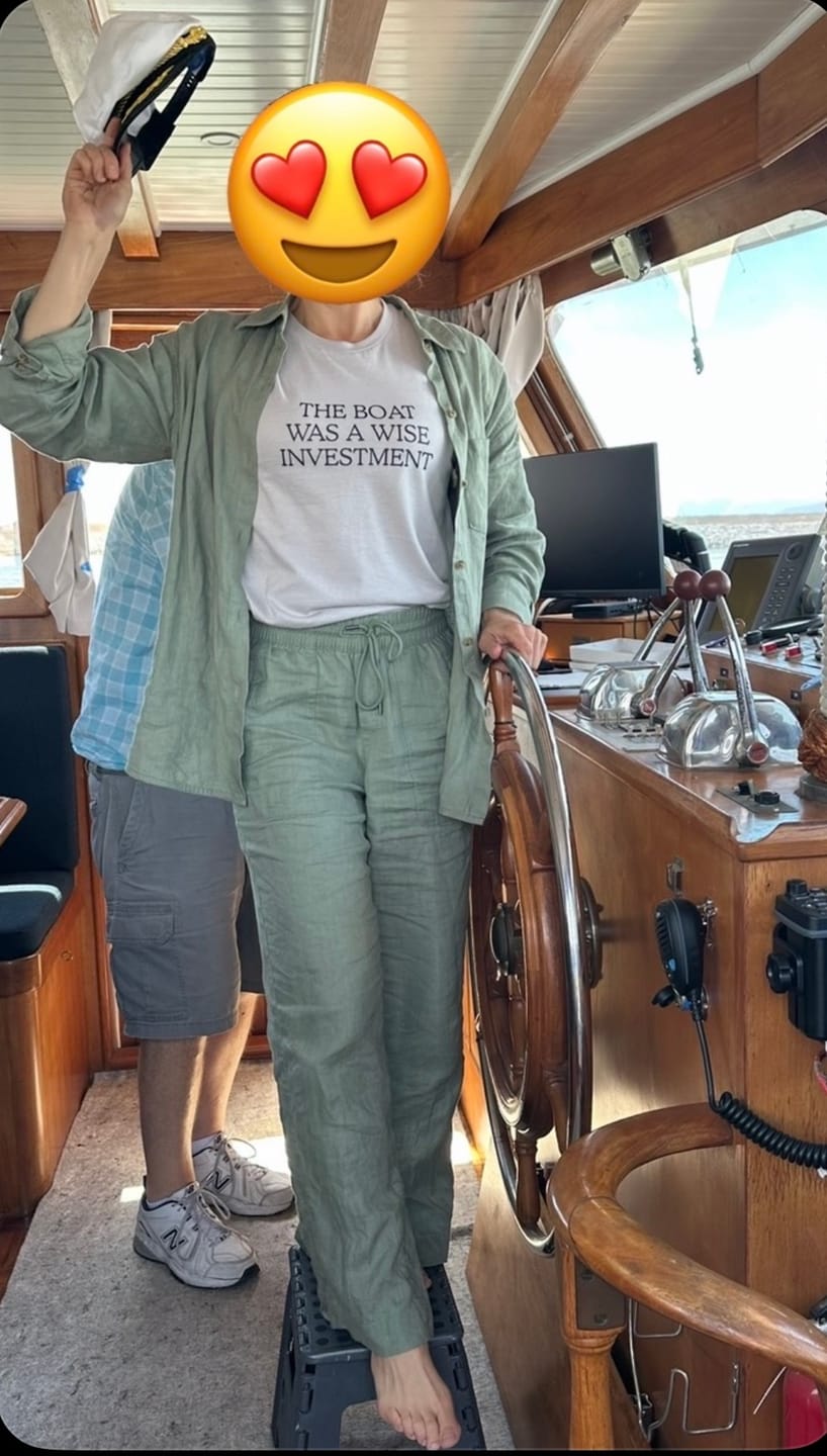 Customer photo review of Wise Investment T-shirt