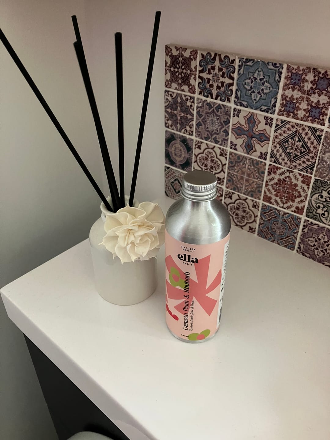 Customer photo review of Damson Plum & Rhubarb Reed Diffuser Refill
