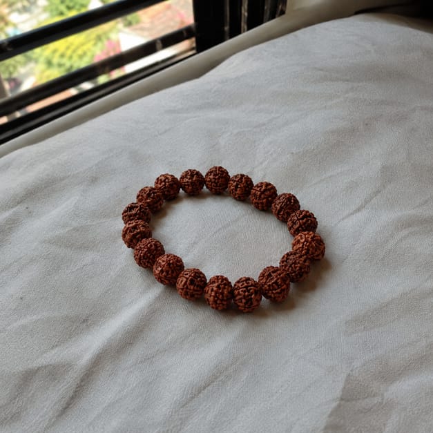 Customer photo review of 5 Mukhi Rudraksha Bracelet
