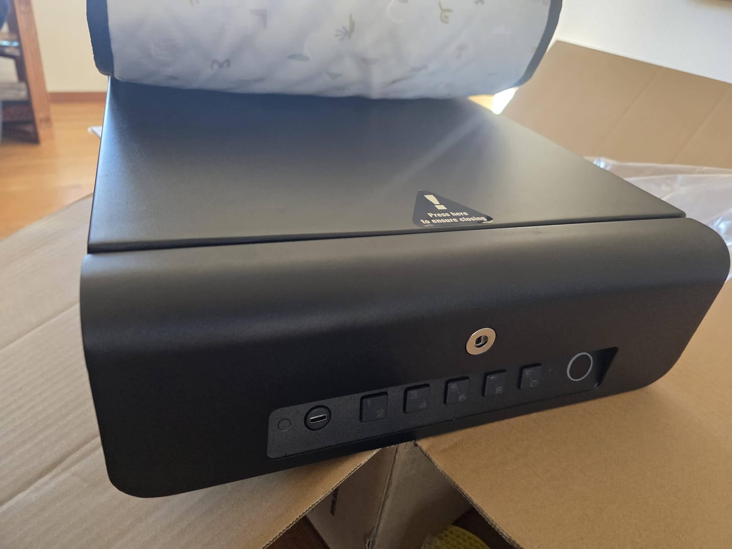 Customer photo review of BoostedSafe Elite: Fingerprint, Key & Digital Combo