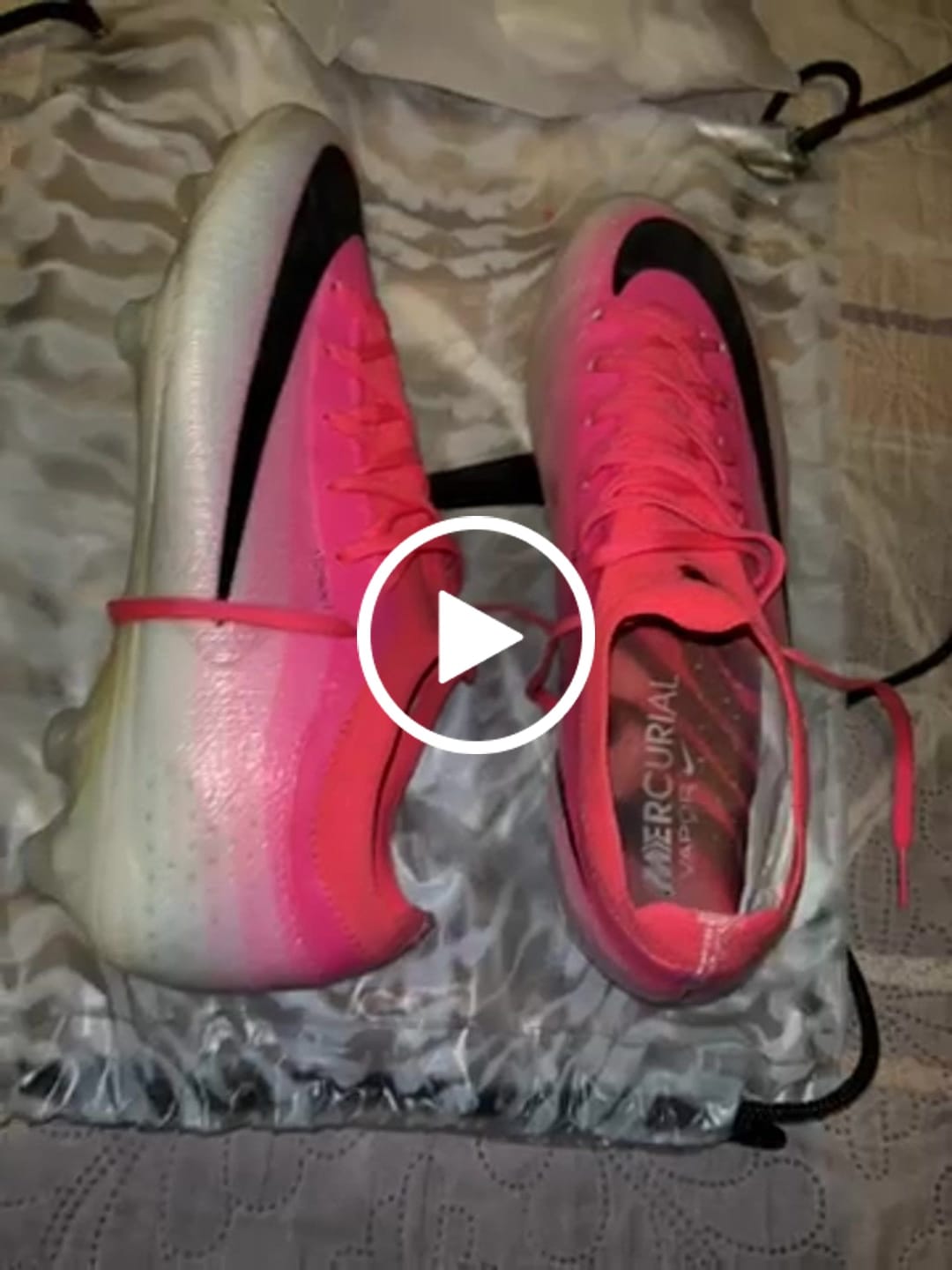 Customer video review of Nike Mercurial Vapor 17 Elite FG - Rose/Blanc/Noir