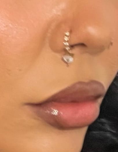 Customer photo review of Piercing Coeur