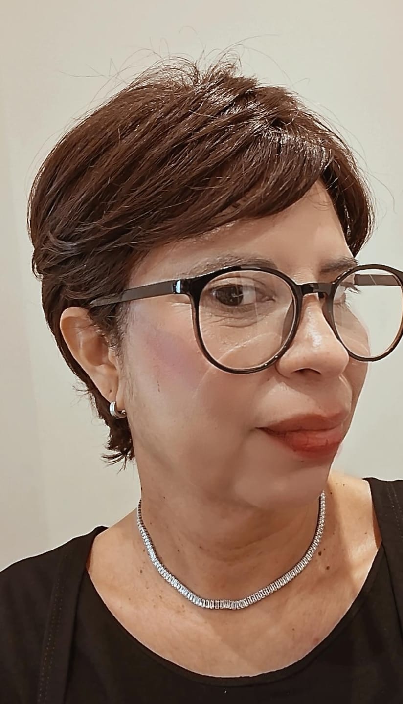 Customer photo review of Peruca Wig Humana Lunna Castanho Brown