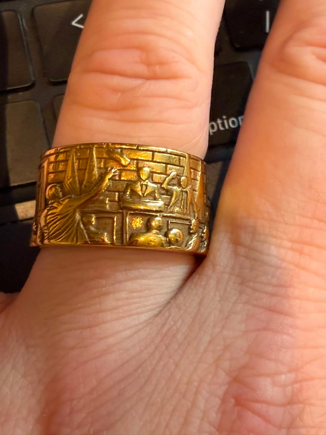 Customer photo review of "Farewell Kiss" Ring - Plated in GOLD Stainless Steel