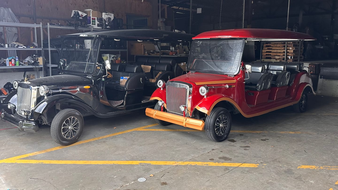Customer photo review of Vintage Electric 11-Passenger Sightseeing Cart