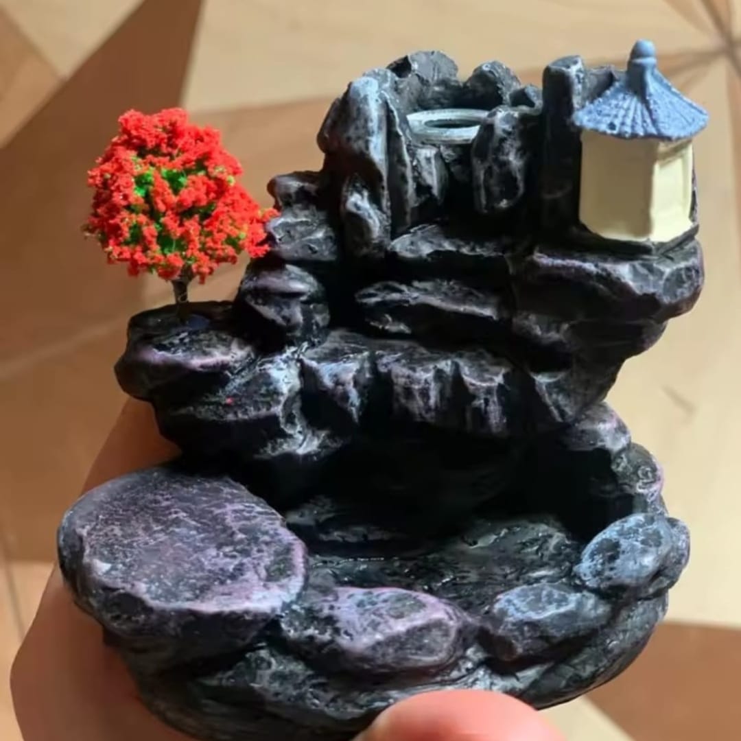 Customer photo review of Diamond Sword Lamp