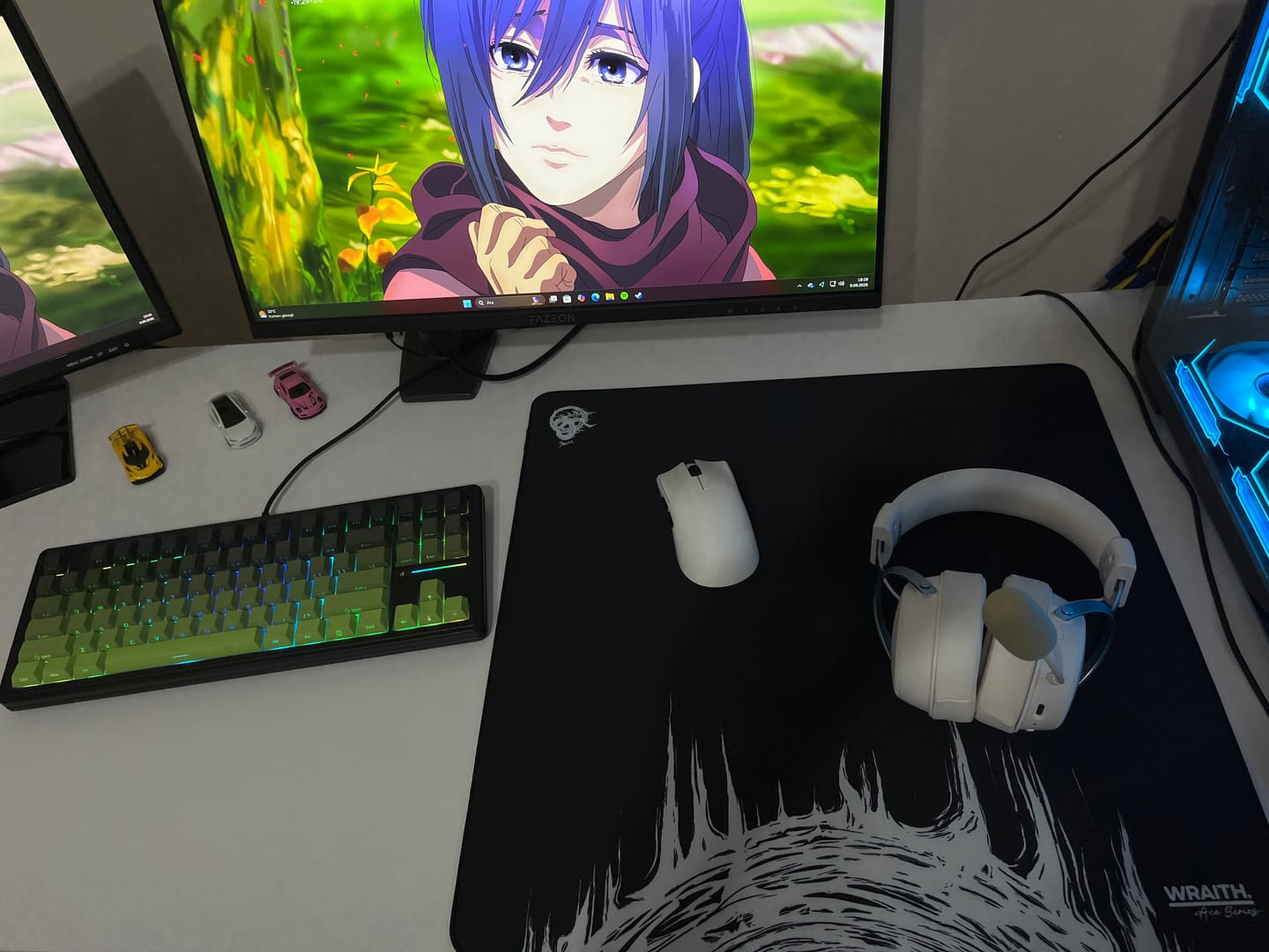 Customer photo review of Wraith Ace Series Poron Mousepad