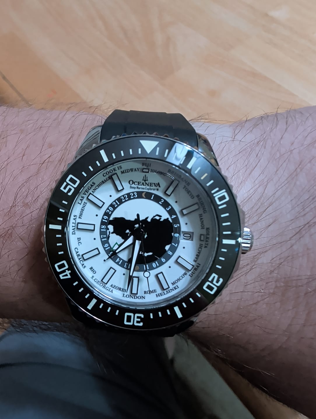 Customer photo review of Oceaneva WorldTime 6000m Automatic Grade 5 Titanium GMT Watch Full Lume Black Gray