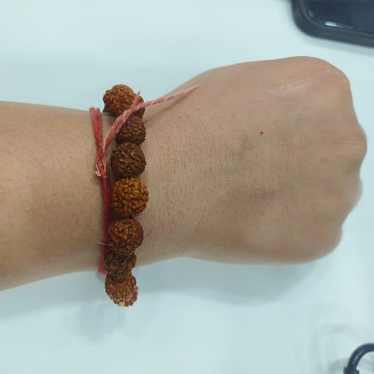 Customer photo review of 5 Mukhi Rudraksha Bracelet