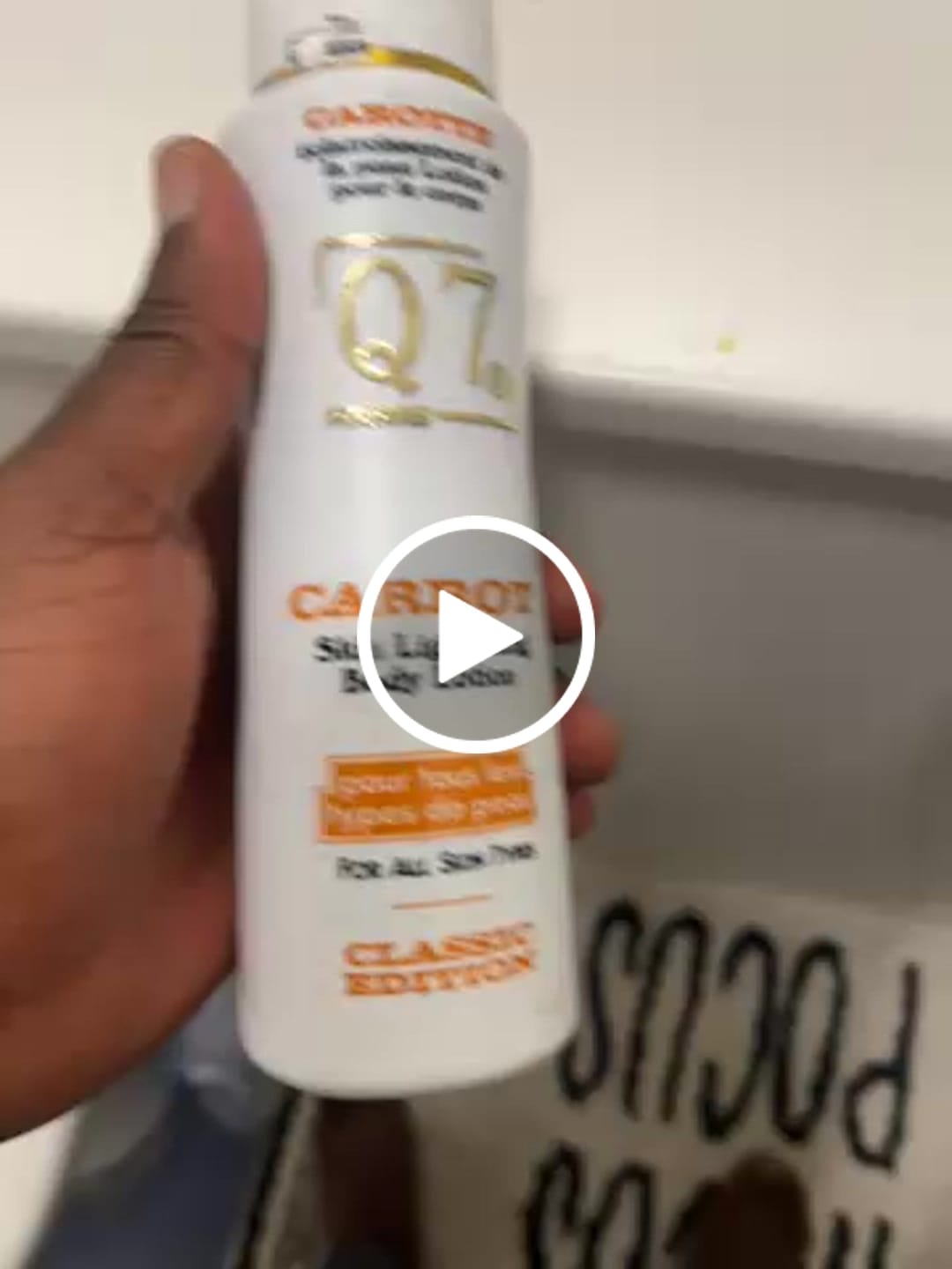 Customer video review of NATURAL HONEY Stress Relief, Deeply  Moisturising Shower Cream Gel: with Lecithin,  Linolenic and Linoleic Acids – 1000ml