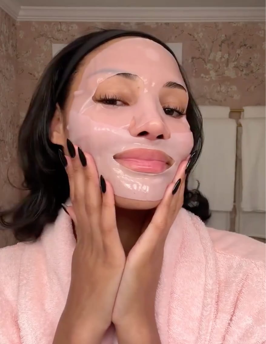 Customer photo review of Salmon PDRN Pink Collagen Jelly Gel Mask