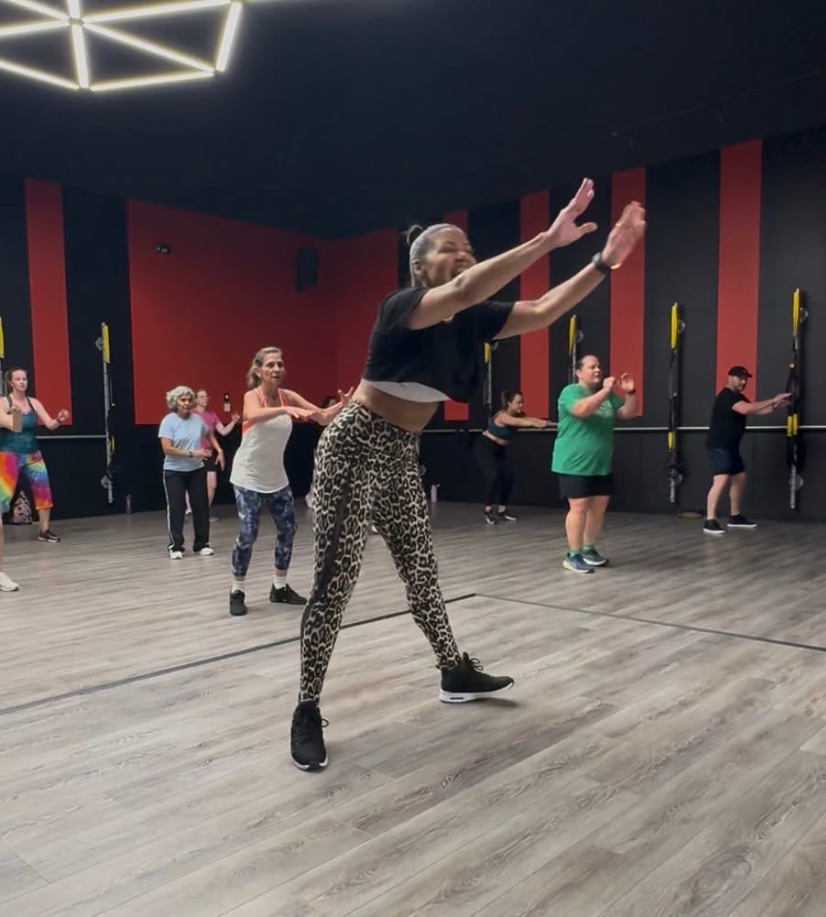 Customer photo review of Rock 'n' Roll Z-Lift High Waisted Ankle Leggings With Mesh