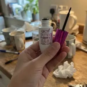 Customer photo review of Sopracciglia Definite Gel Tintura Waterproof A Lunga Tenuta