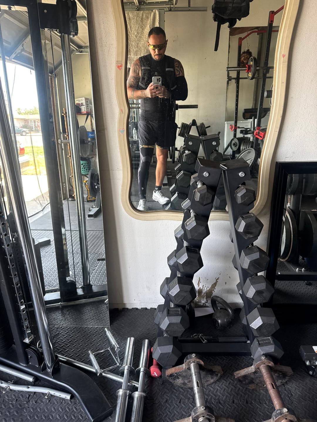 Customer photo review of Compression Sleeves V2 for Knees and Legs