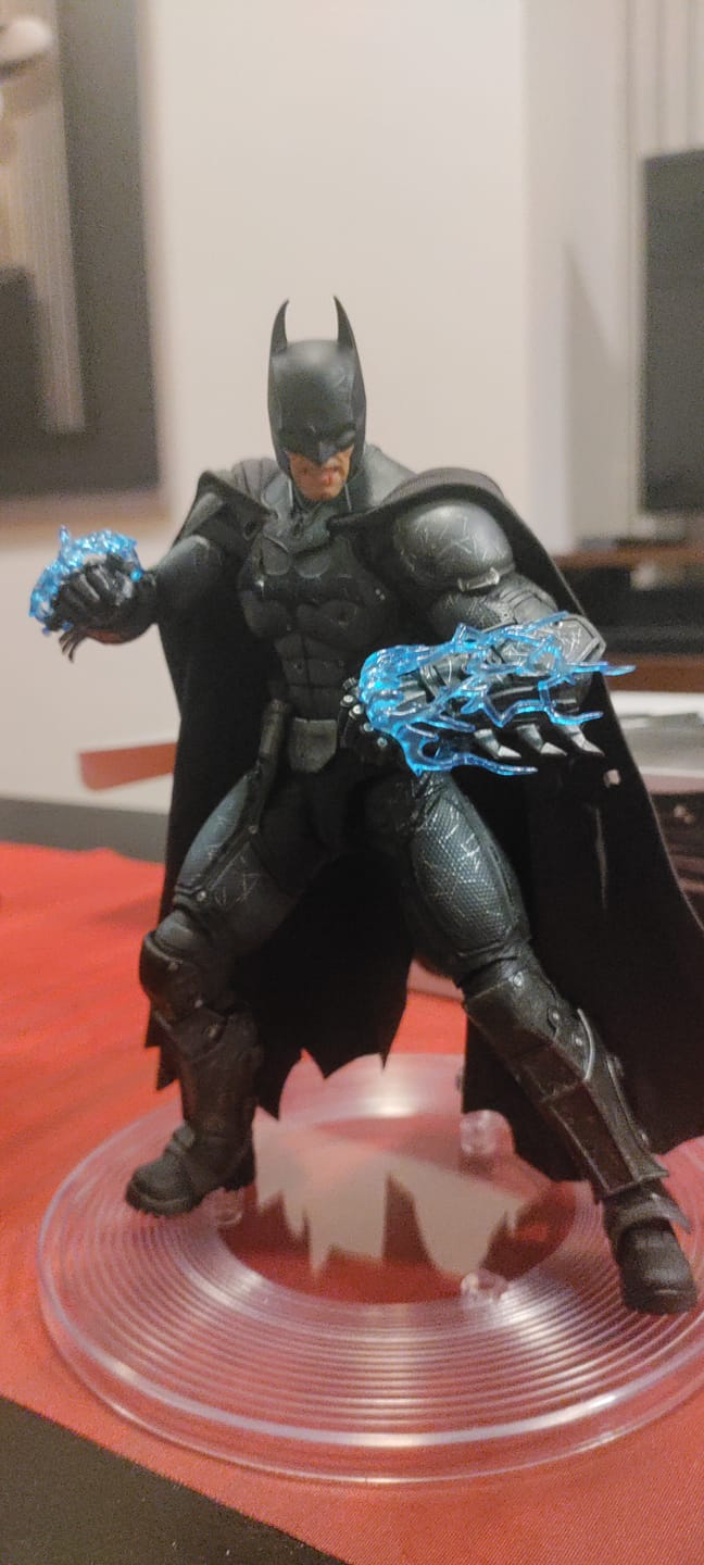 Customer photo review of Batman: Arkham Origins - Batman (Battle Damaged Version) Action Figure