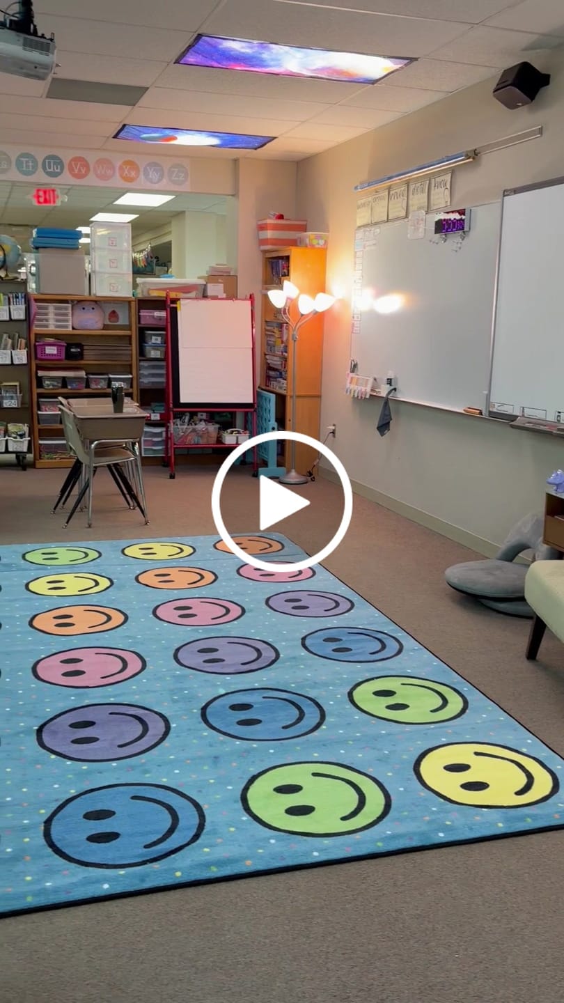 Customer video review of Smiley Seating