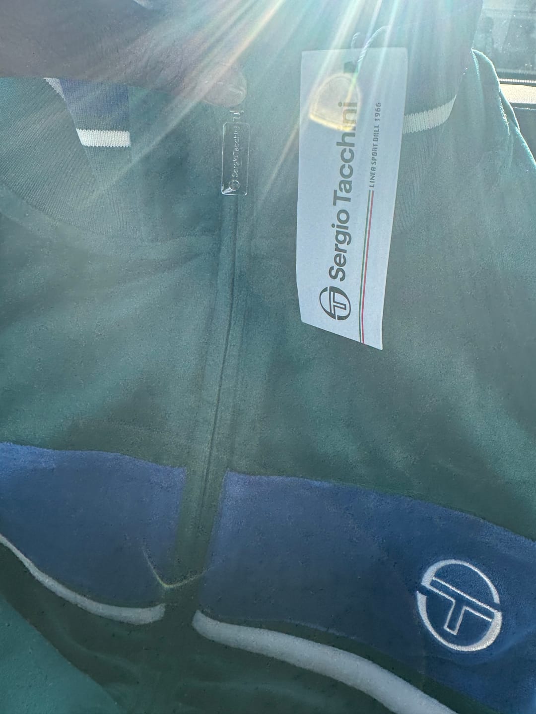 Customer photo review of Damarindo Velour Track Jacket-Forest Biome