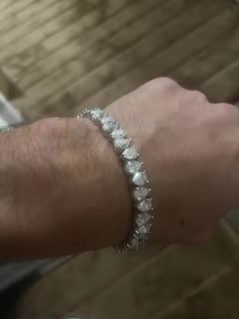 Customer photo review of 925 Silver 1CT Pear Cut VVS Moissanite Diamond Tennis Bracelet