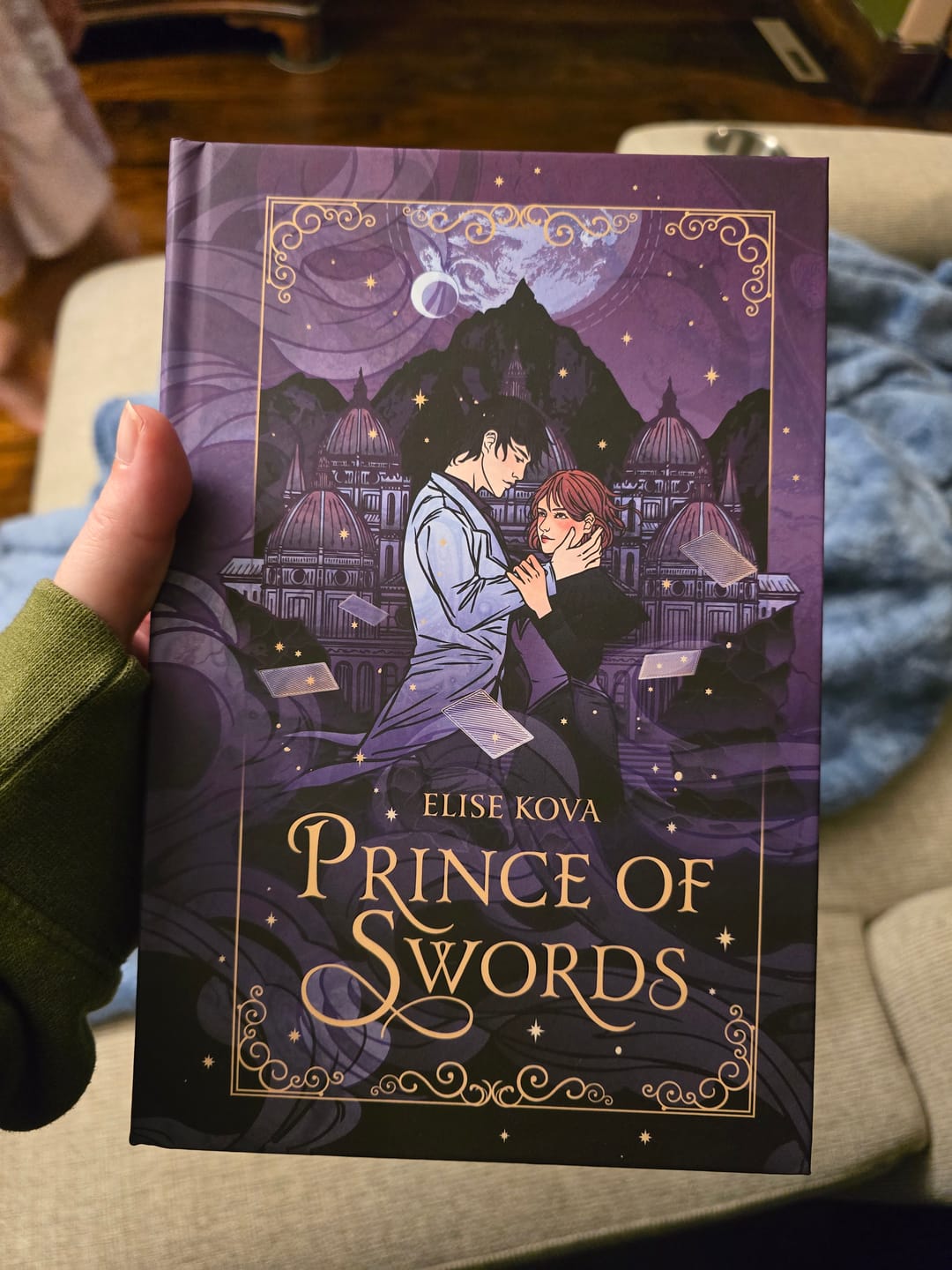 Customer photo review of PS Hardcover SE Prince of Swords by Elise Kova