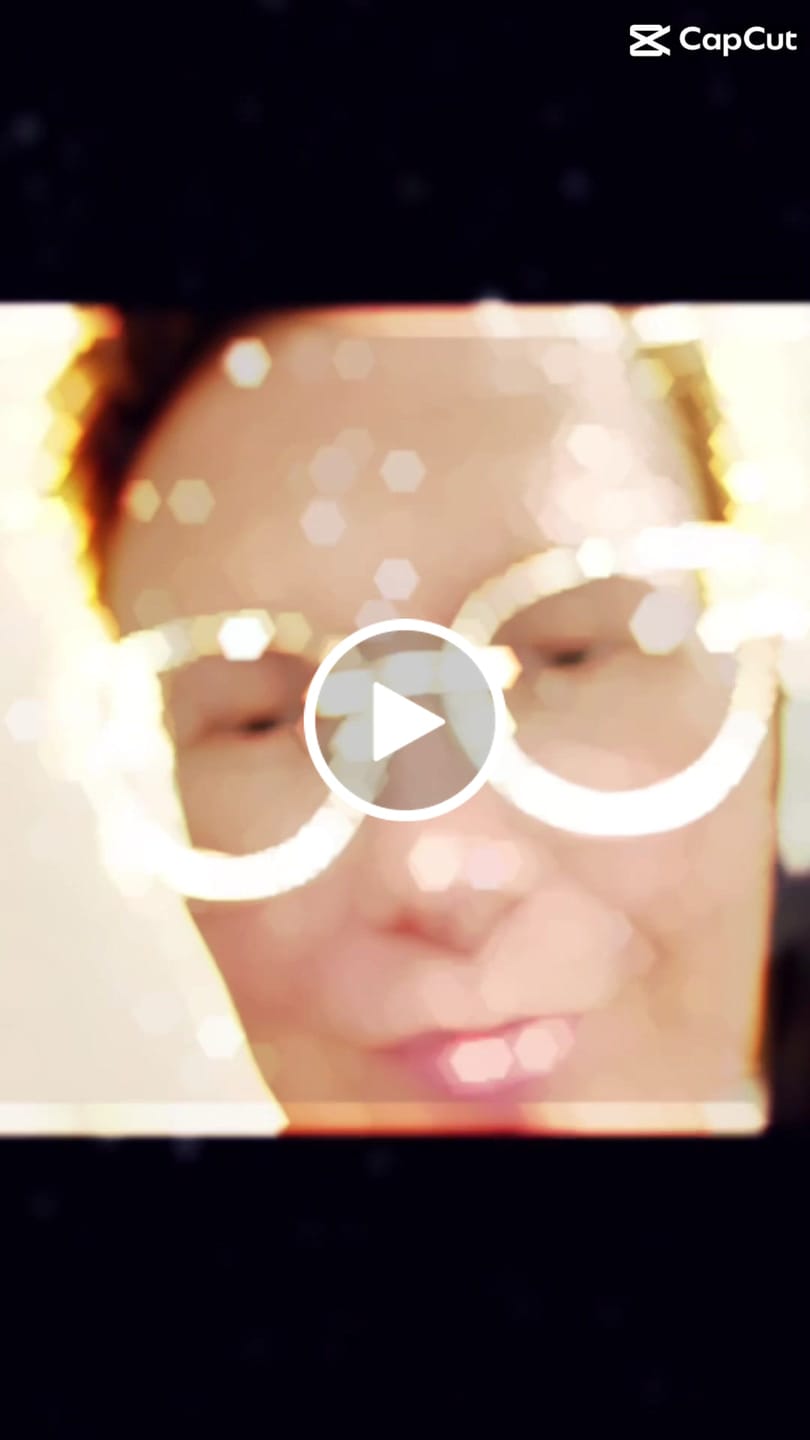 Customer video review of Nina Eyeglasses