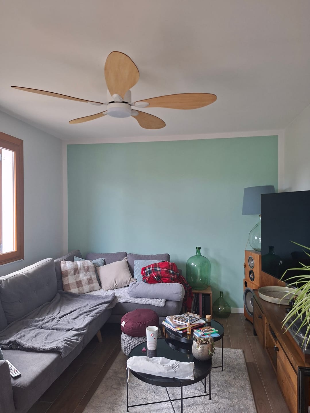 Customer photo review of Libellule teinté Chêne | Ventilateur de plafond