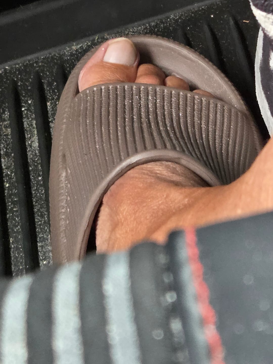 Customer photo review of Cloud Slides - Original Cushion Comfort