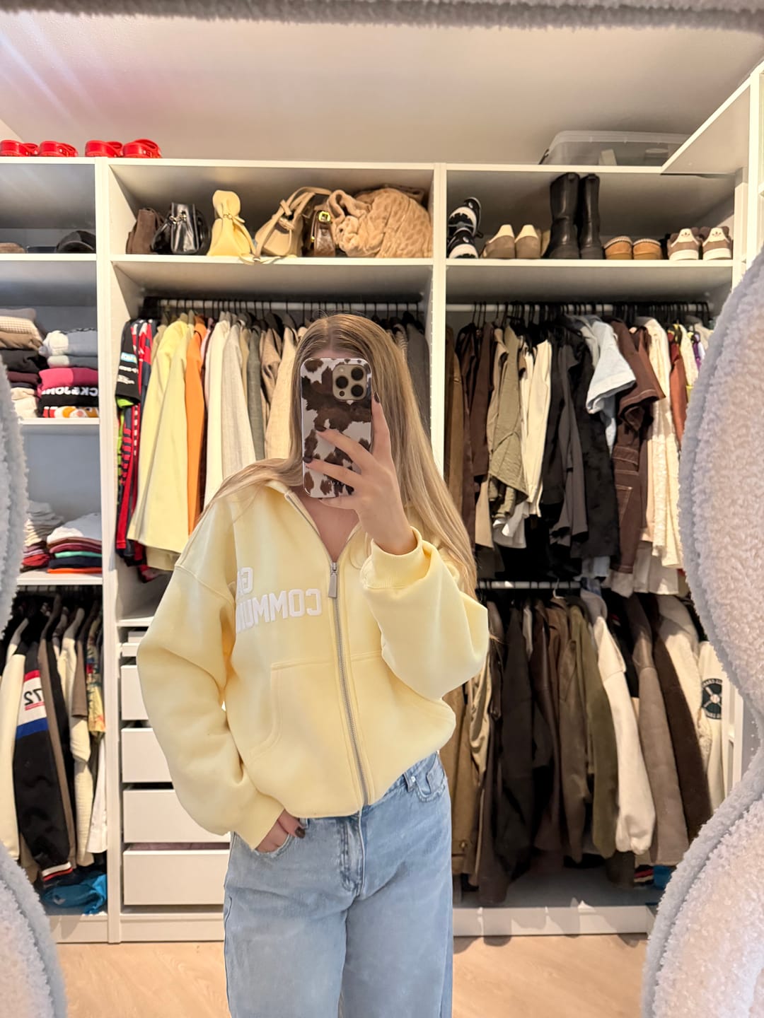 Customer photo review of GATED COMMUNITY ZIP HOODIE BUTTER YELLOW