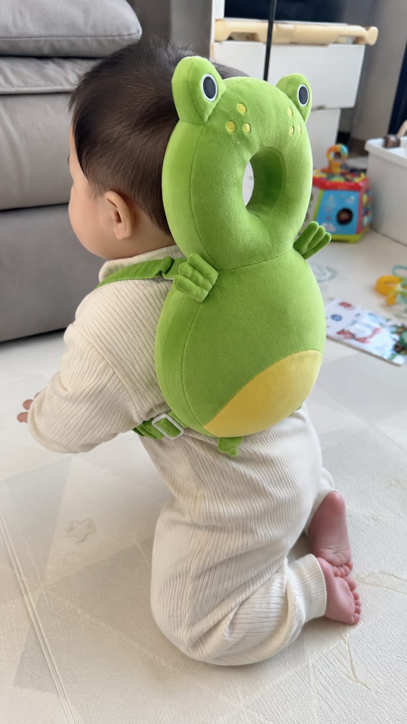 Customer photo review of Little Bloom™ Winged Head Cushion — for Wobbly First Steps
