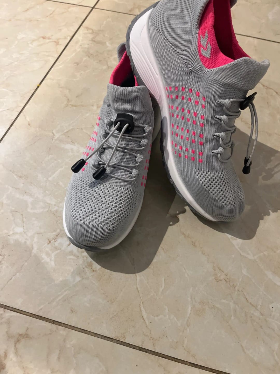 Customer photo review of Women's Breathable Mesh Sneakers