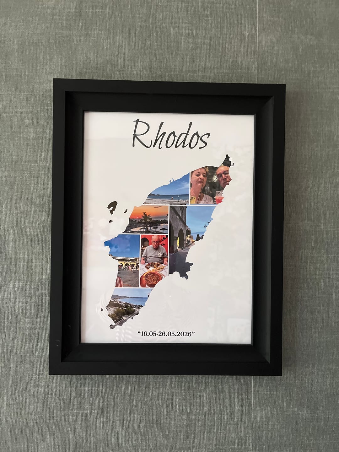 Customer photo review of Gepersonaliseerde reisposter - Foto collage in vorm van continent of land