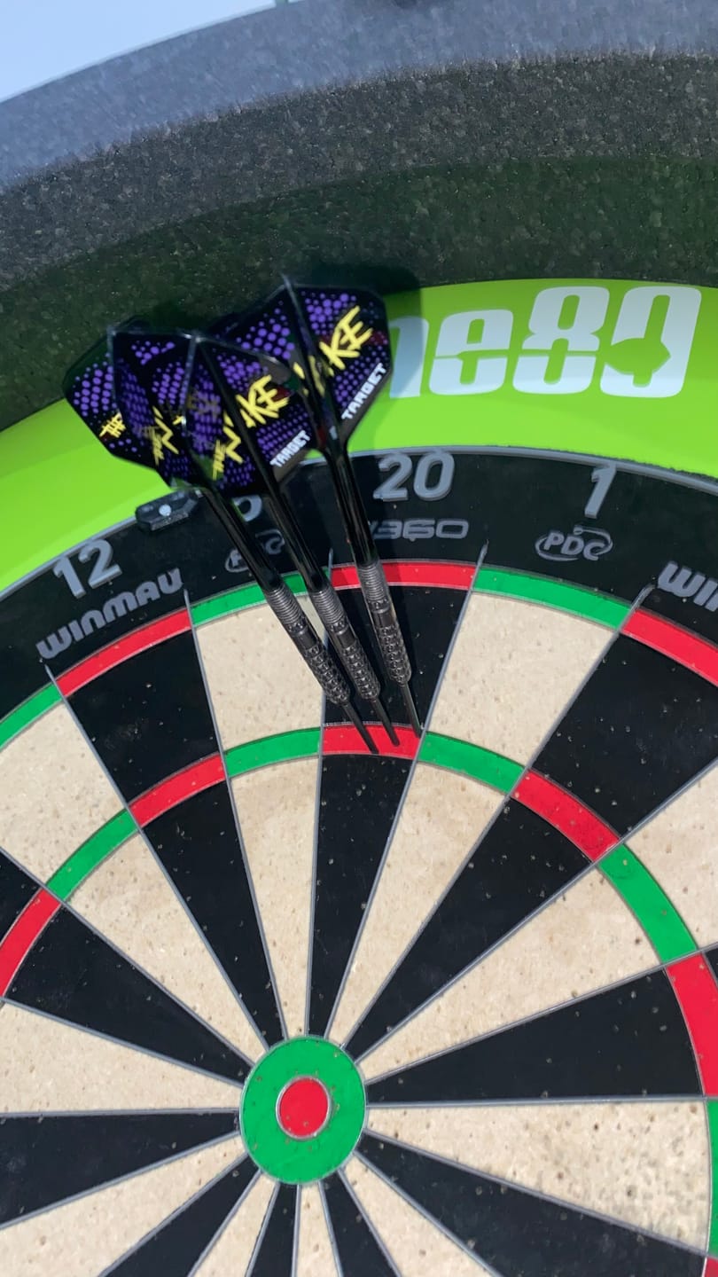 Customer photo review of Target - K-Flex Luke Littler - Standard Dart Flights - Integrated Flight & Shaft System