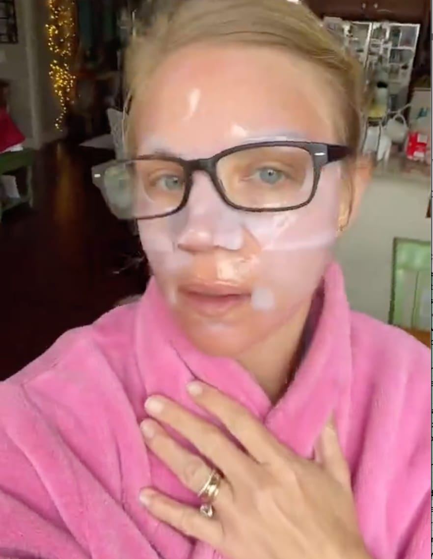 Customer photo review of Salmon PDRN Pink Collagen Jelly Gel Mask