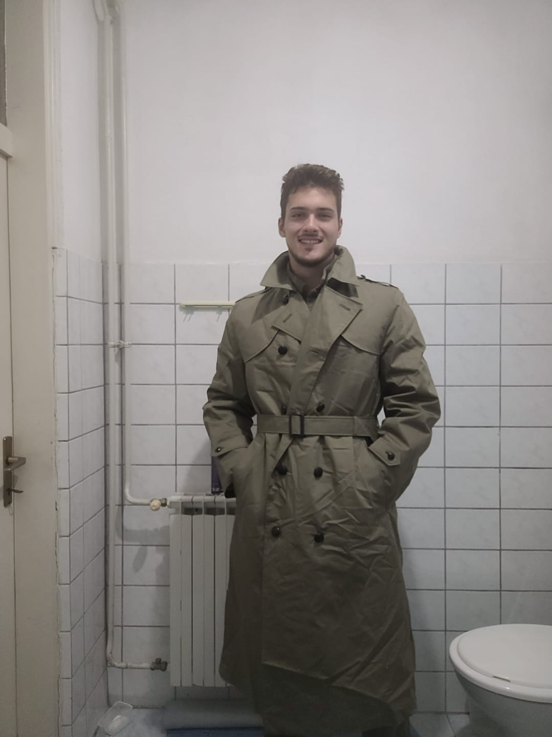 Customer photo review of Genuine Dutch army Coat Khaki long officer trench coat with lining NEW