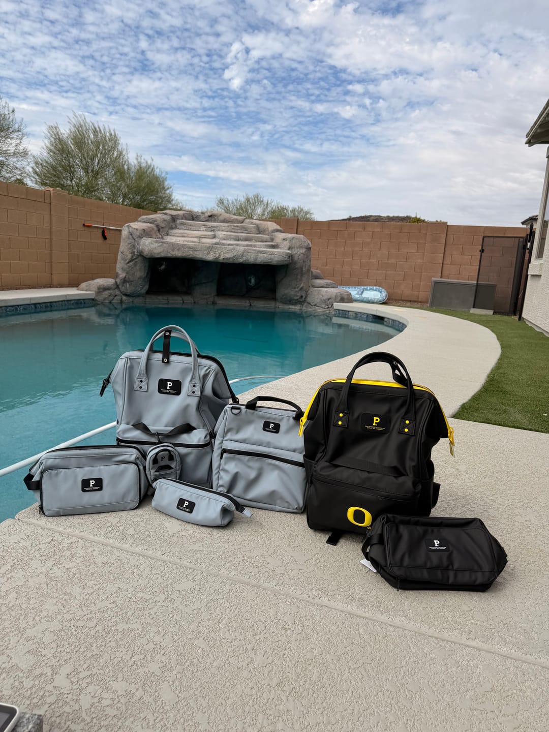Customer photo review of Cascade Backpack - Standard - UO Ducks