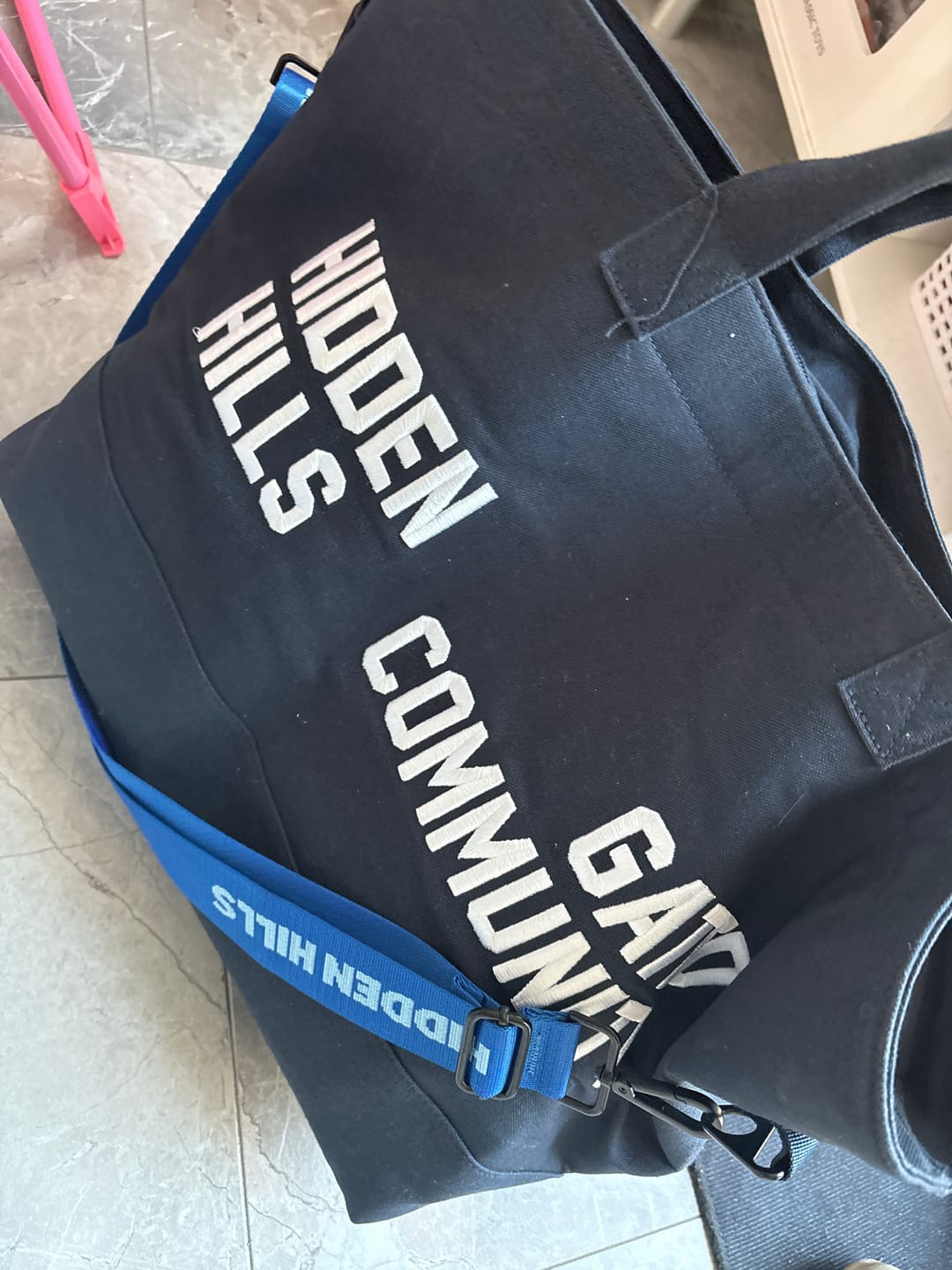 Customer photo review of GATED COMMUNITY CANVAS SHOPPER BAG