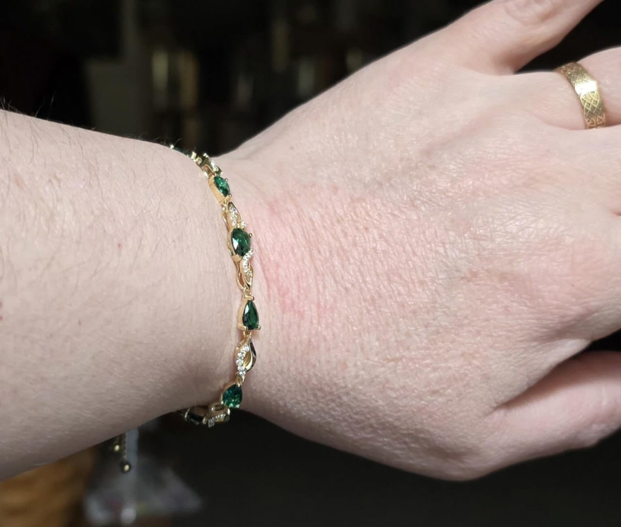 Customer photo review of Interlocking Infinity Heart Bracelet