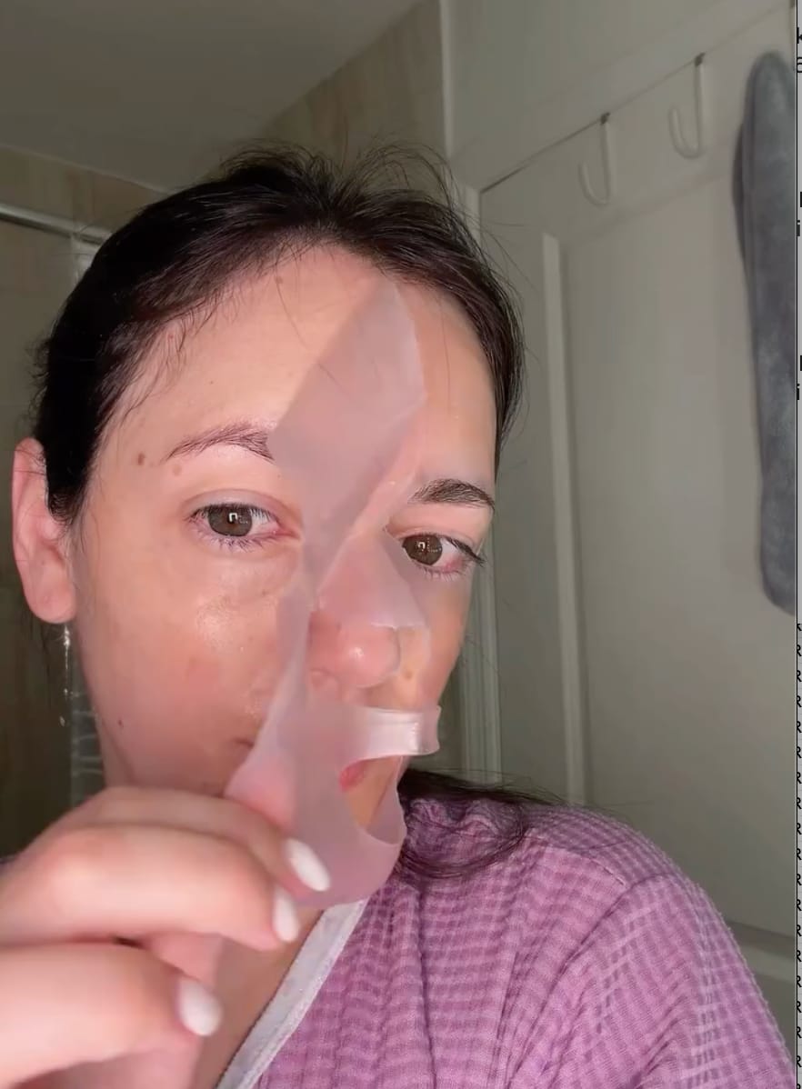 Customer photo review of Salmon PDRN Pink Collagen Jelly Gel Mask