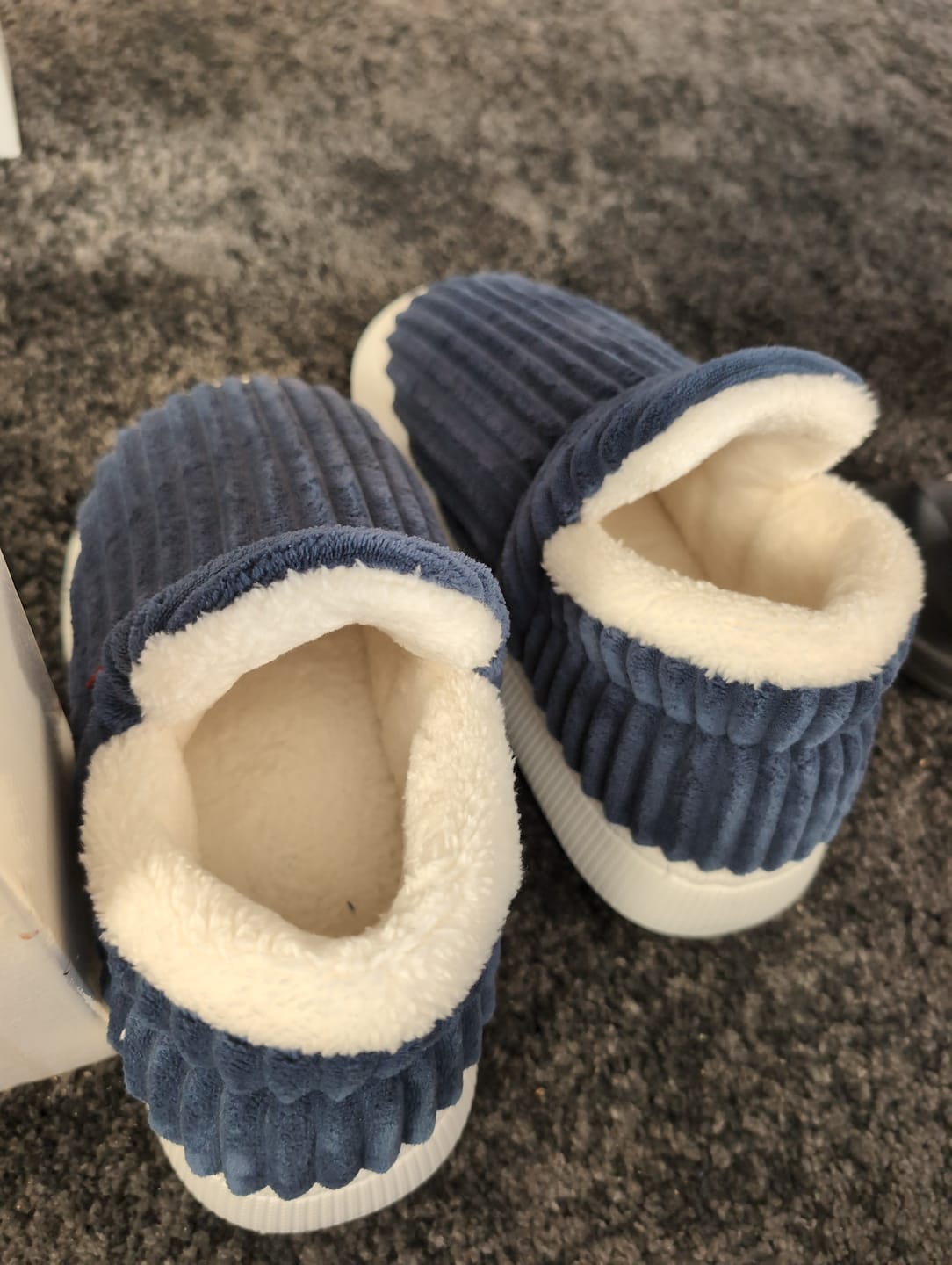 Customer photo review of HappyCozy