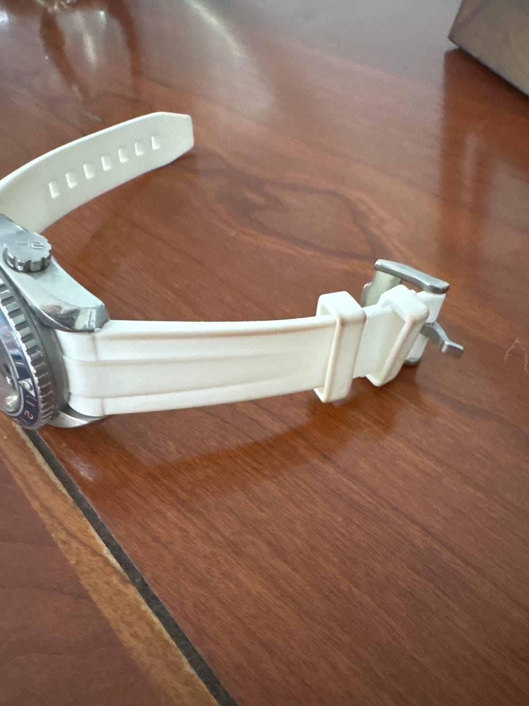 Customer photo review of Rubber Strap for Omega Seamaster Diver 300 42mm Blue
