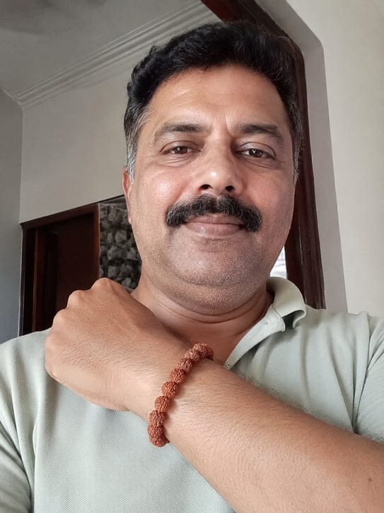 Customer photo review of 5 Mukhi Rudraksha Bracelet