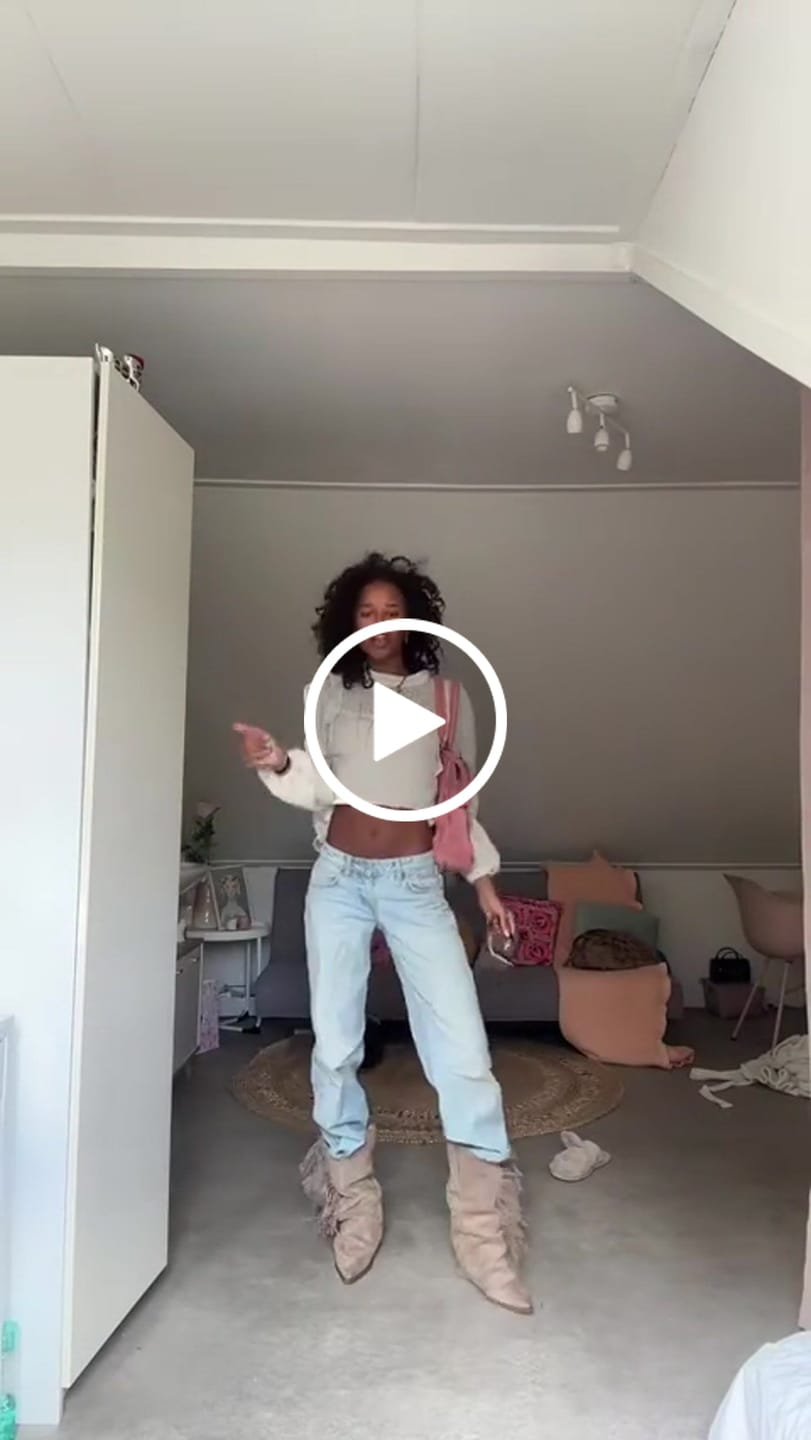 Customer video review of It girl bag coral