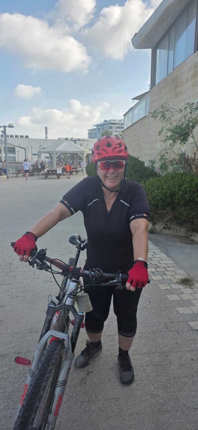 Customer photo review of כפפות רכיבה Serfas Starter קצרות