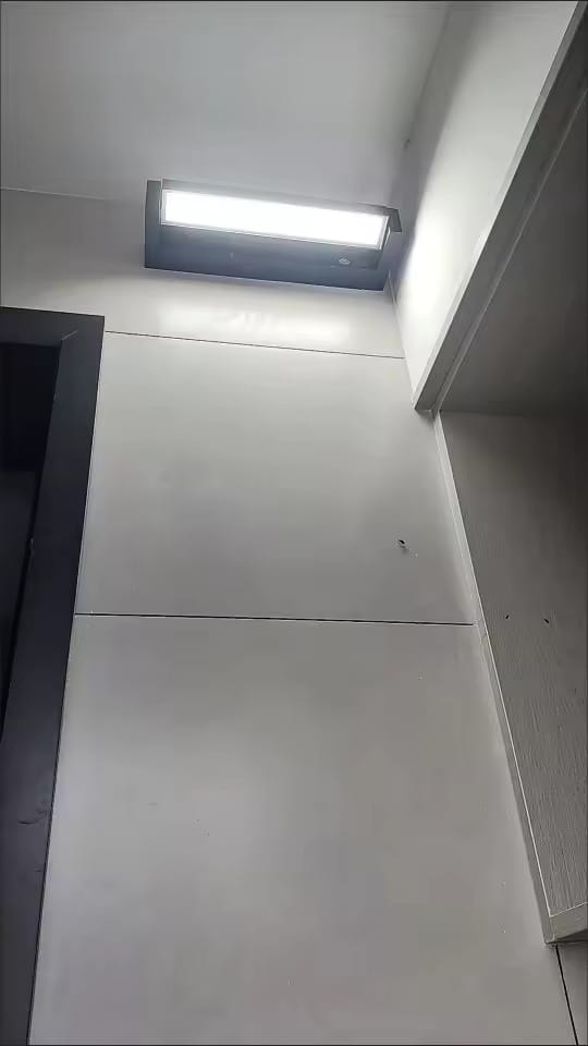 Customer photo review of Luminária Externa Led Ajustável à Prova d'água