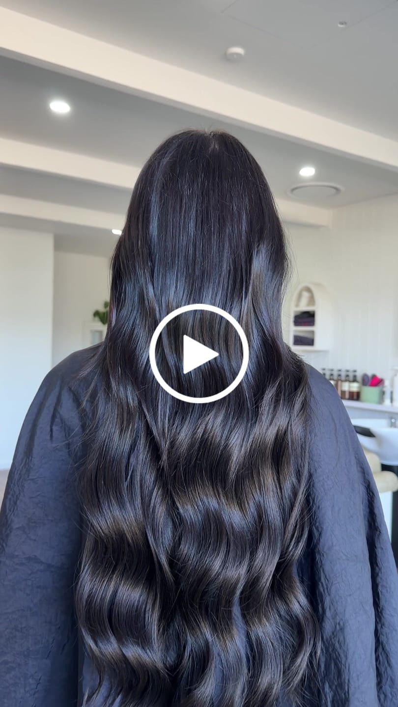 Customer video review of 24 Inch Mini Weft Hair Extensions