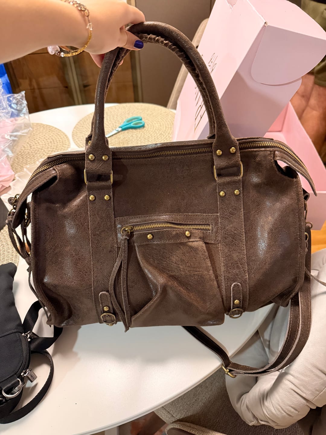 Customer photo review of It girl bag espresso martini