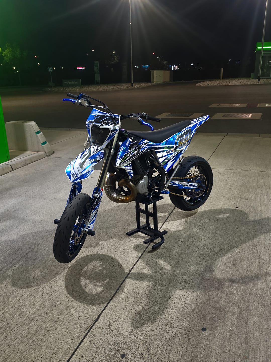 Customer photo review of NITROWAVE - GRAPHICS KIT