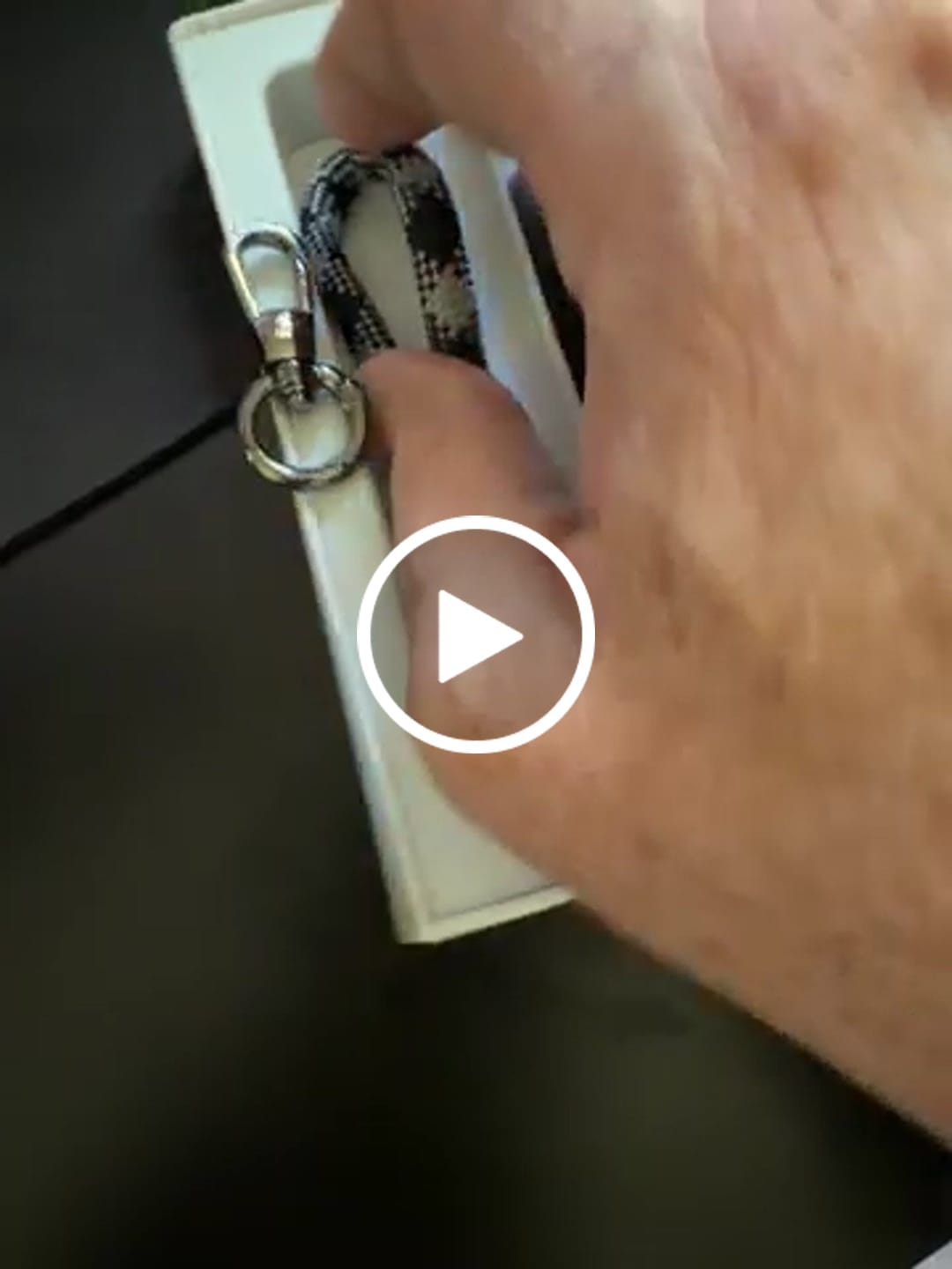 Customer video review of Apex Key Loop